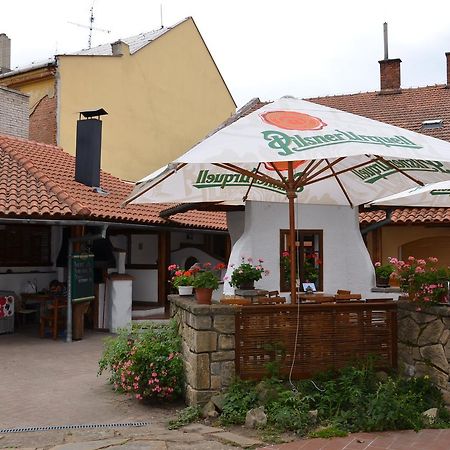 Apartmány Pod Kaštany Kvasice Esterno foto