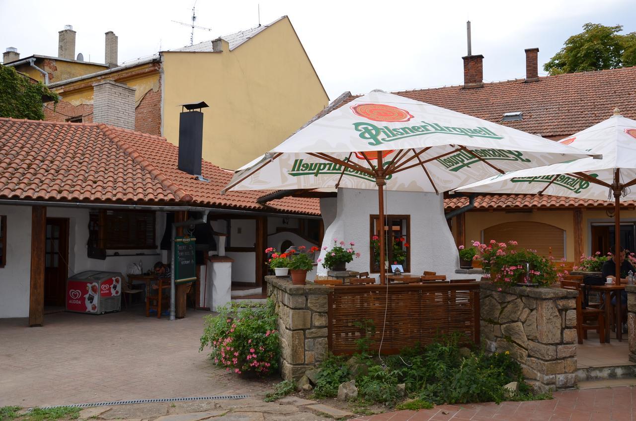 Apartmány Pod Kaštany Kvasice Esterno foto